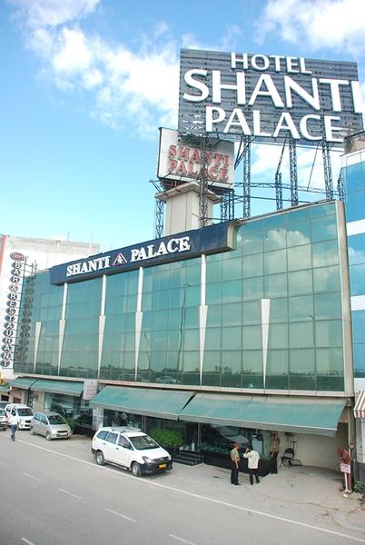 Shanti Palace Mahipalpur 4* New Delhi