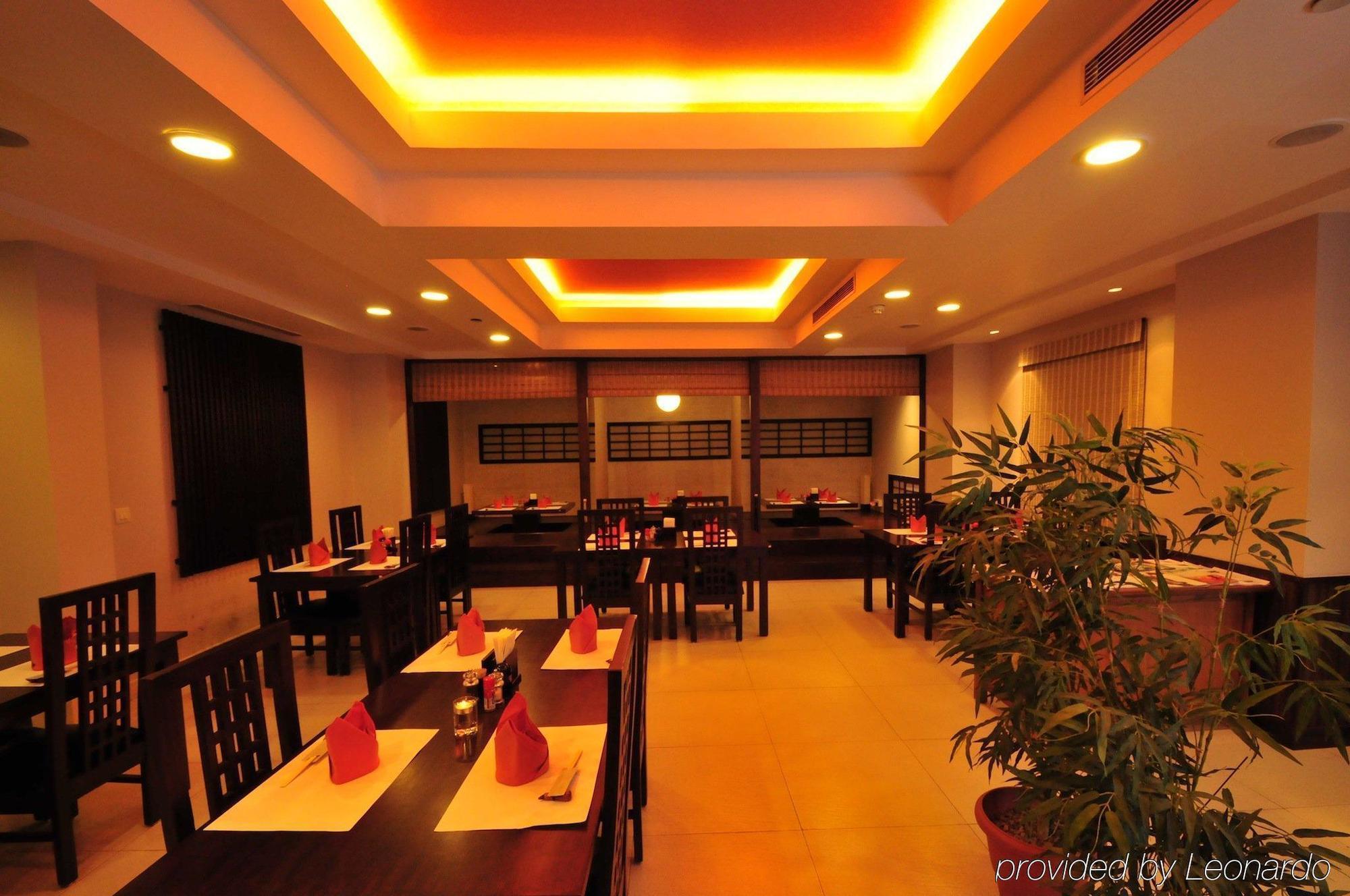 Avalon Courtyard 4* New Delhi
