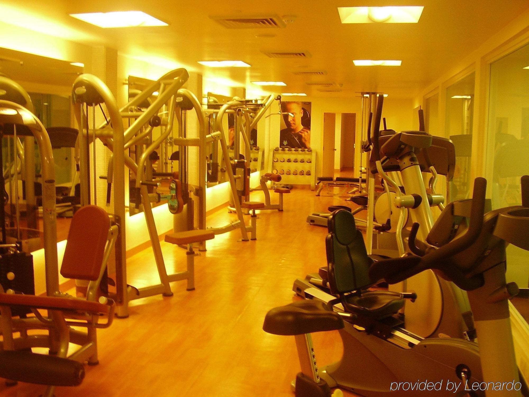 Avalon Courtyard Hotel 4*