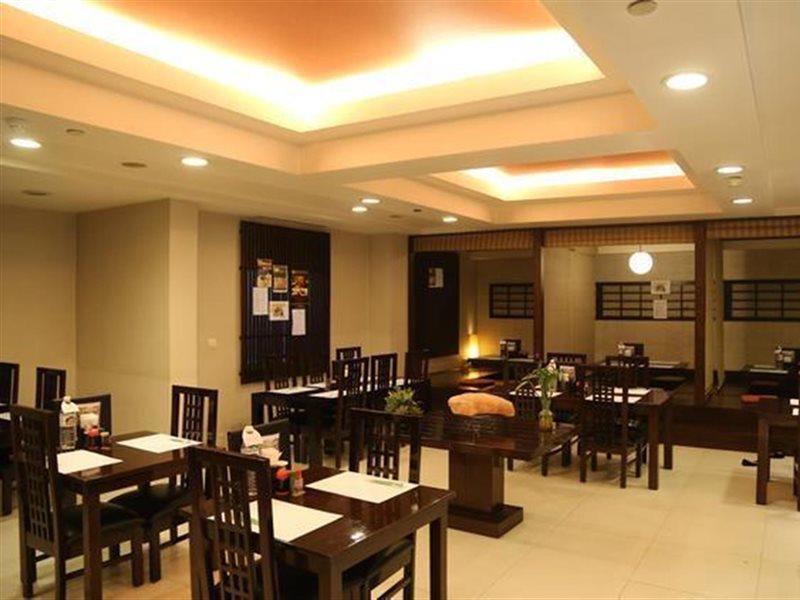 Hotel Avalon Courtyard 4*