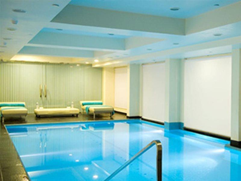 Avalon Courtyard