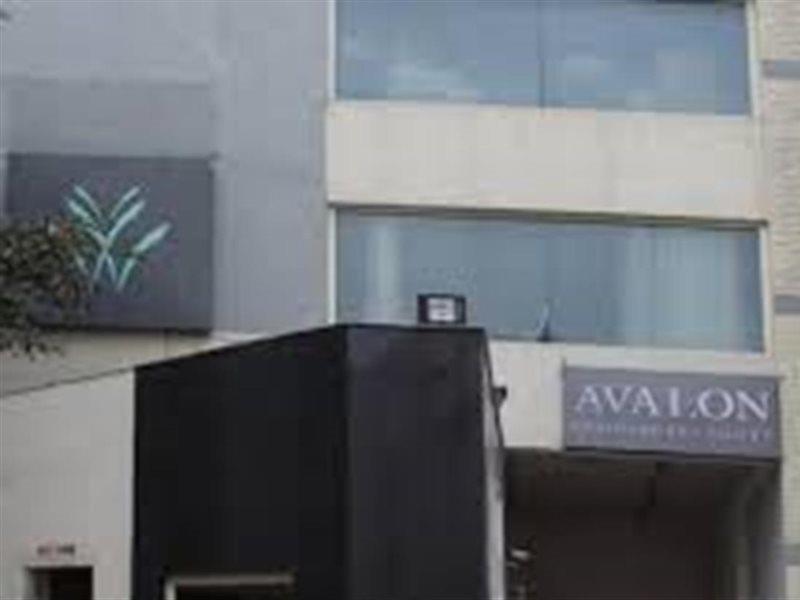 Hotel Avalon Courtyard 4*