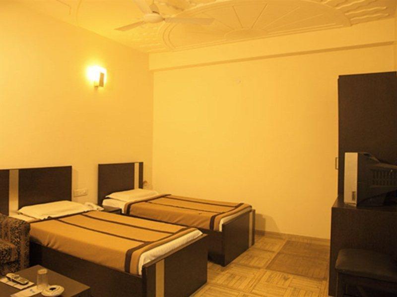 Inn Indira International New Delhi