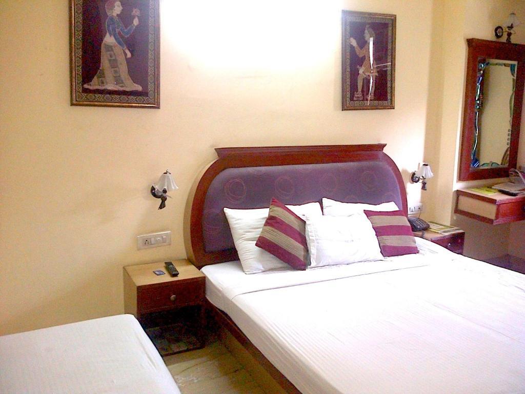 Hotel S.p.b 87 3*