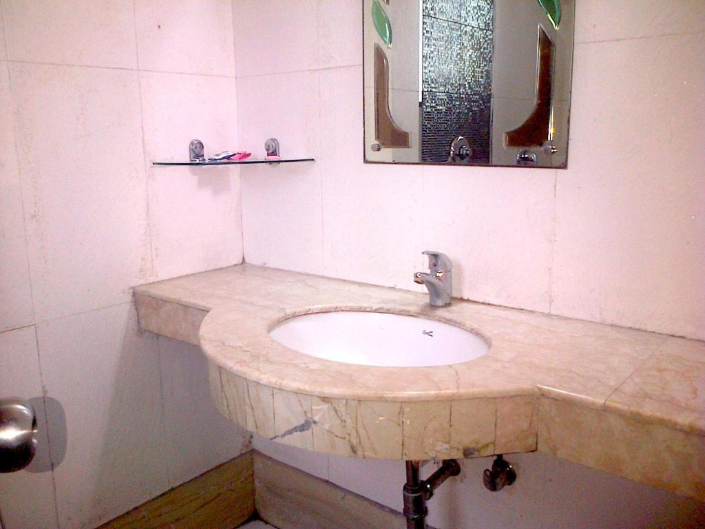 S.p.b 87 Hotel 3*