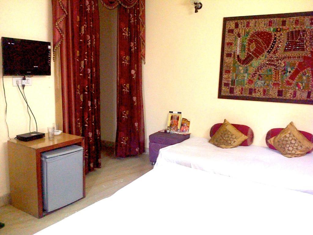 Hotel S.p.b 87 Delhi (National Capital Territory of India)