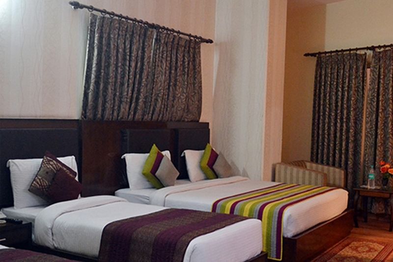 Hotel Smart Plaza Delhi Airport 4*