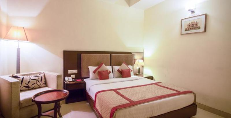Hotel The Class, Delhi Airport