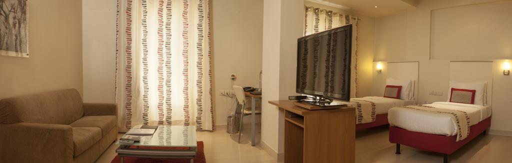 Avalon Courtyard Hotel