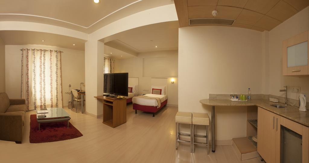 Avalon Courtyard Hotel New Delhi