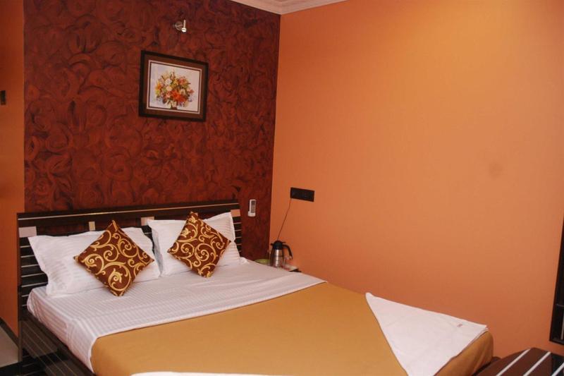 Hotel Cosmo - Karol Bagh Delhi (National Capital Territory of India)