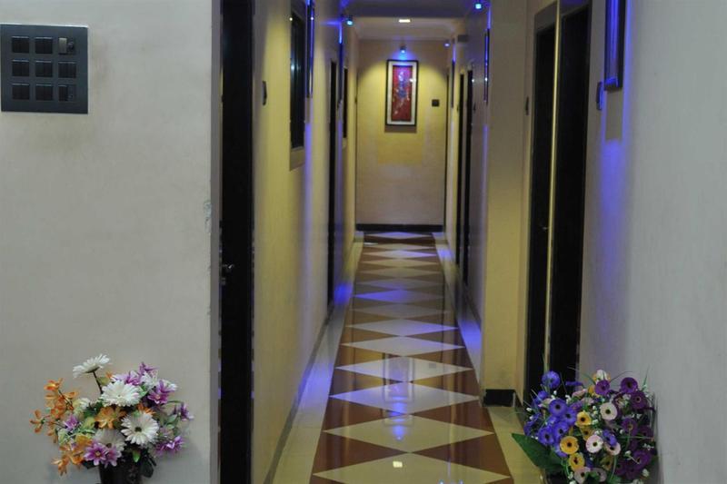 Hotel Cosmo - Karol Bagh 3*