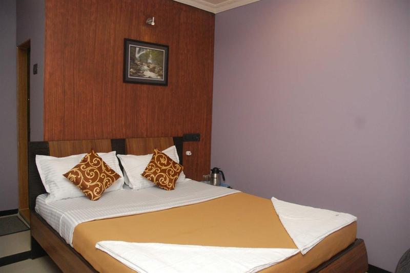 Hotel Cosmo - Karol Bagh Delhi (National Capital Territory of India)