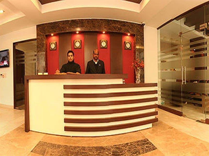 Hotel Livasa Near Blk Hospital 3*