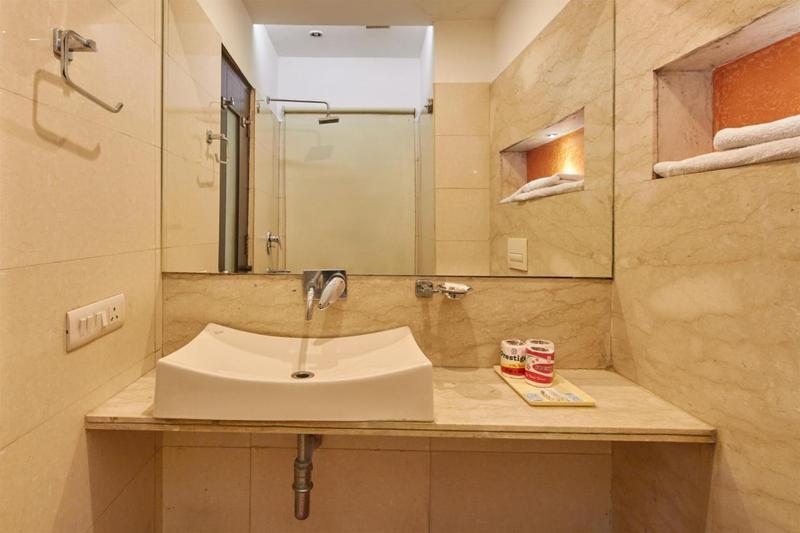 Hotel Livasa Near Blk Hospital 3*
