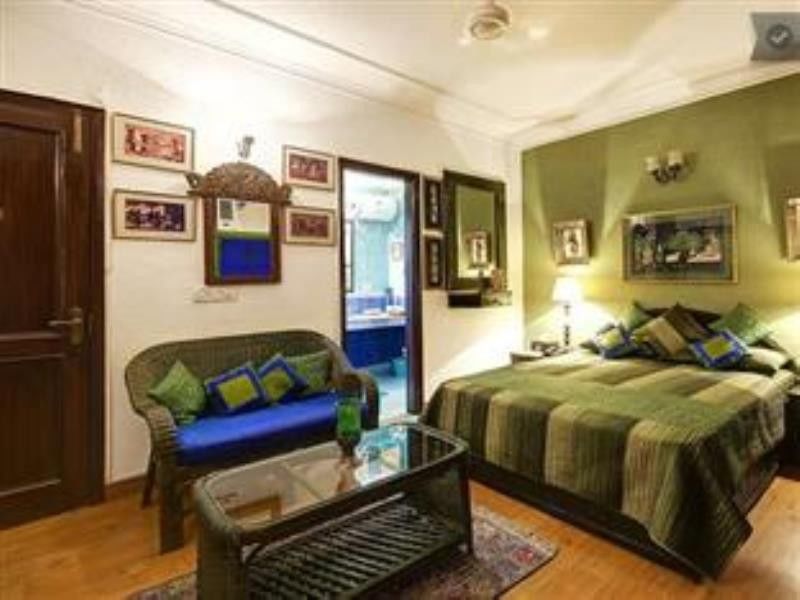 Bed & Breakfast On The House Boutique