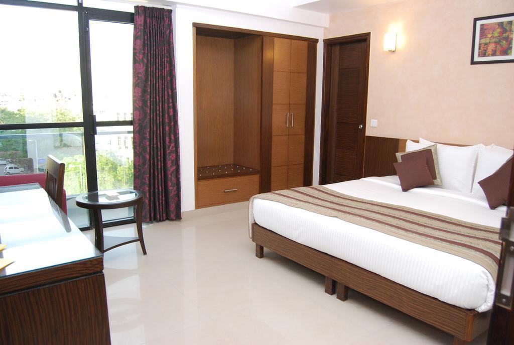 La Wisteria Hotel 3*