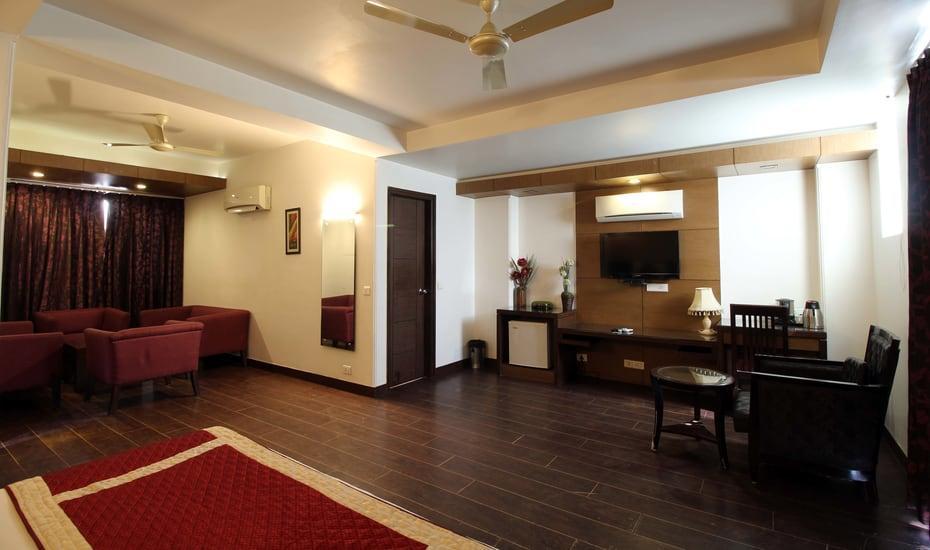 La Wisteria Hotel 3*