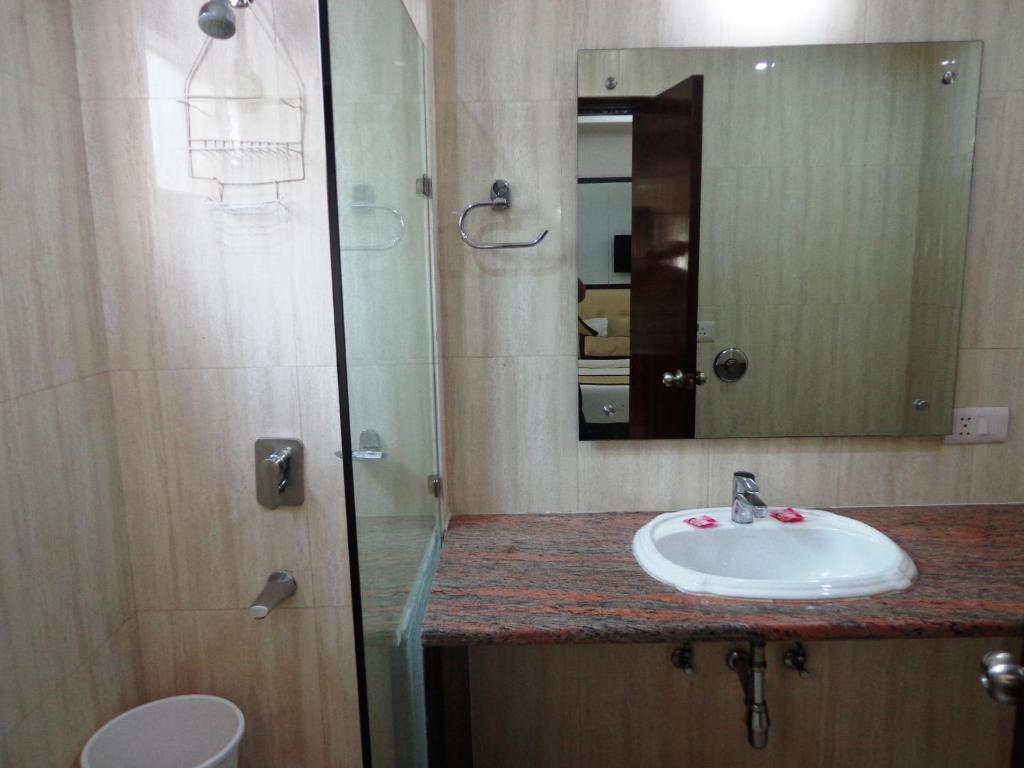 Sohi Residency