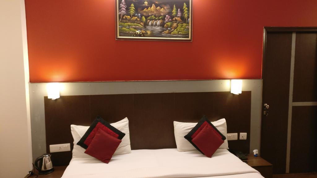 Airport Vishal Residency