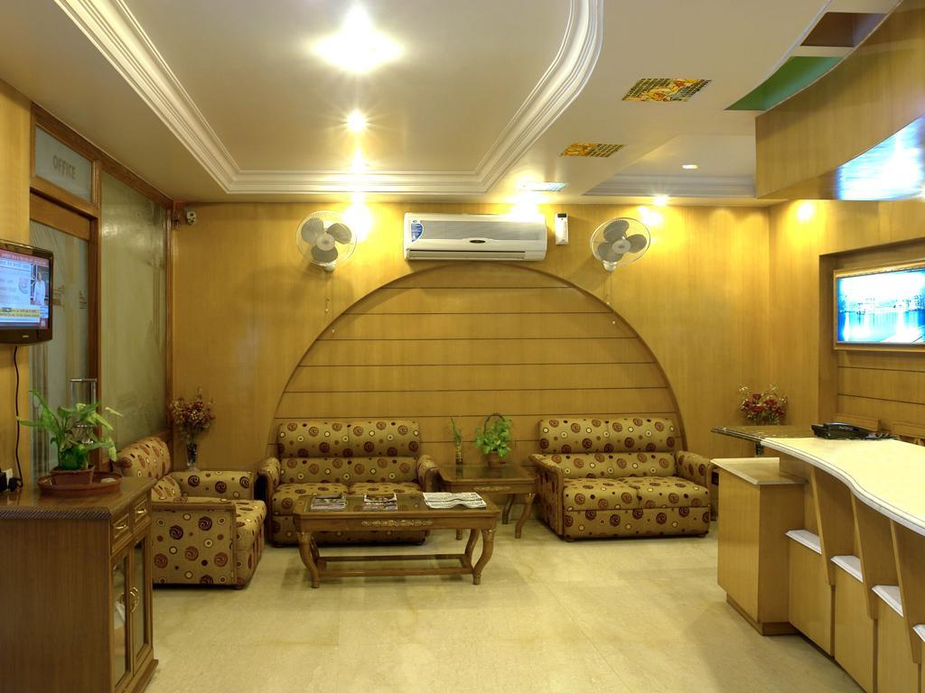 Hotel Singh International 3*