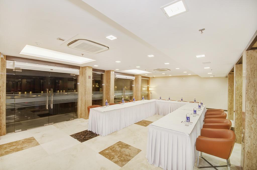 Palm Spring A Boutique Hotel New Delhi