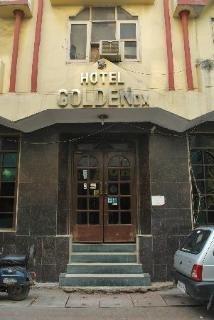 Golden Deluxe 3*