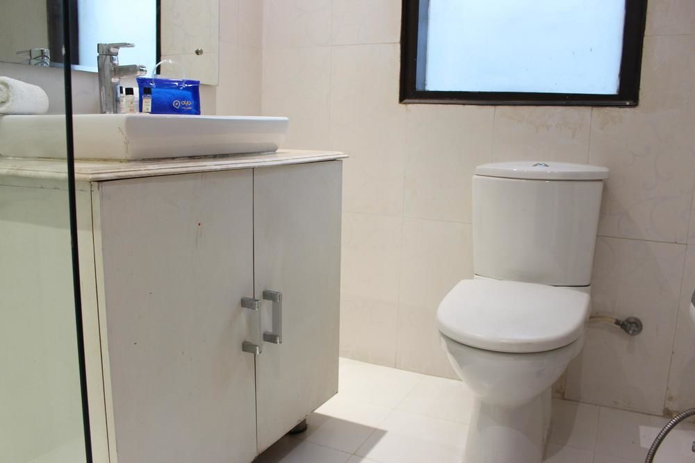Fabhotel Cotts Vasant Kunj Hotel
