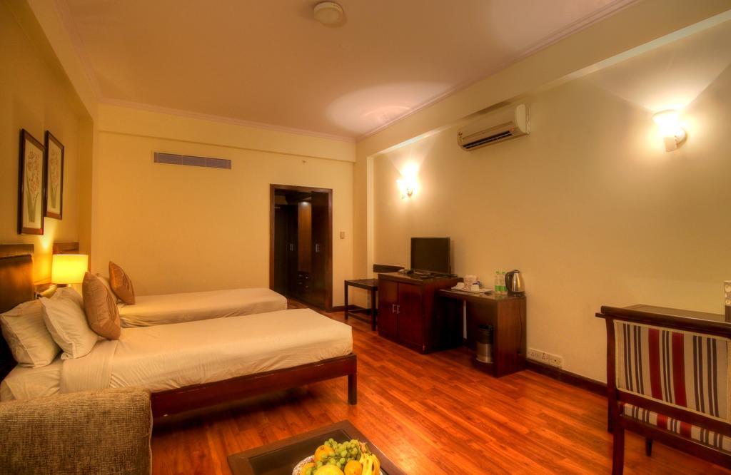 Hotel The Claremont & Convention Centre 3*