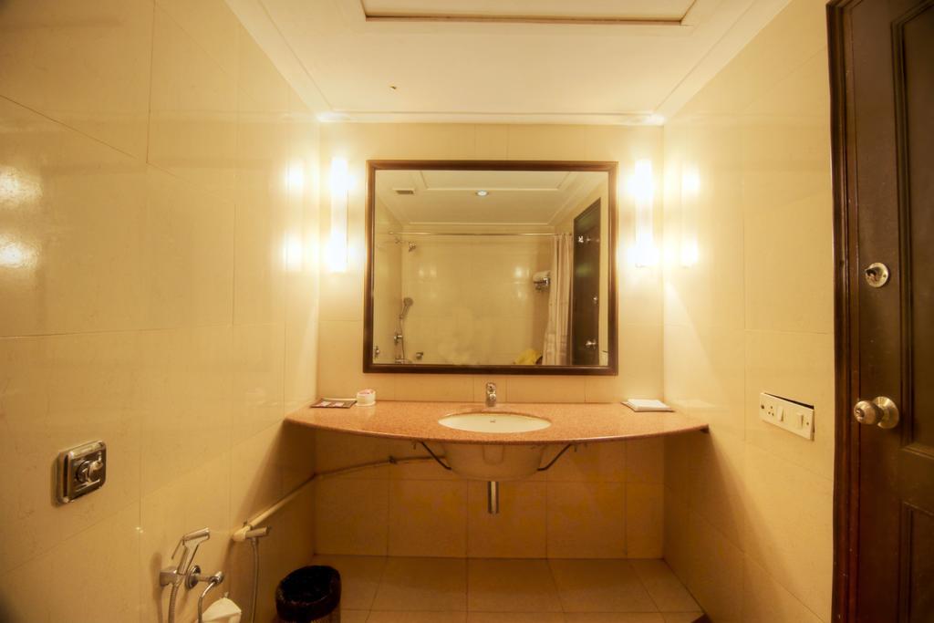 The Claremont & Convention Centre Hotel 3*