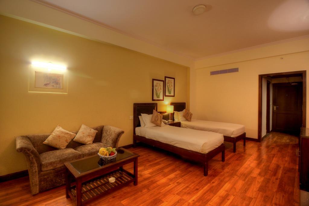 The Claremont & Convention Centre Hotel 3*