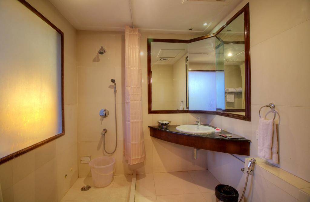 Hotel The Claremont & Convention Centre New Delhi
