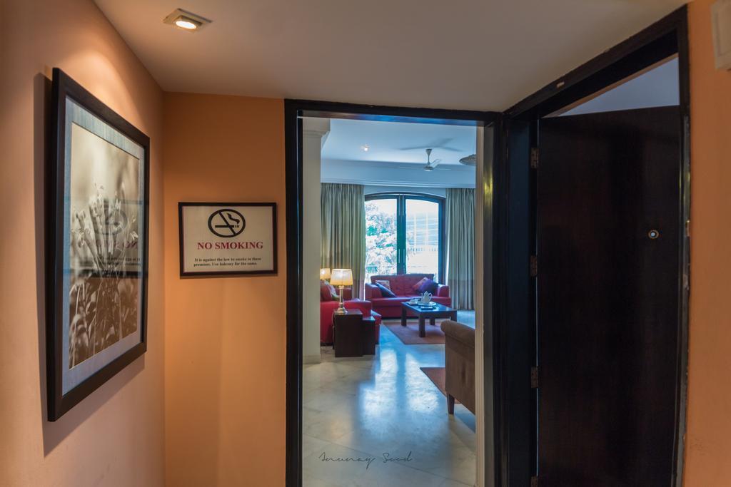 Secludecity - Safdarjung Enclave Apartment *