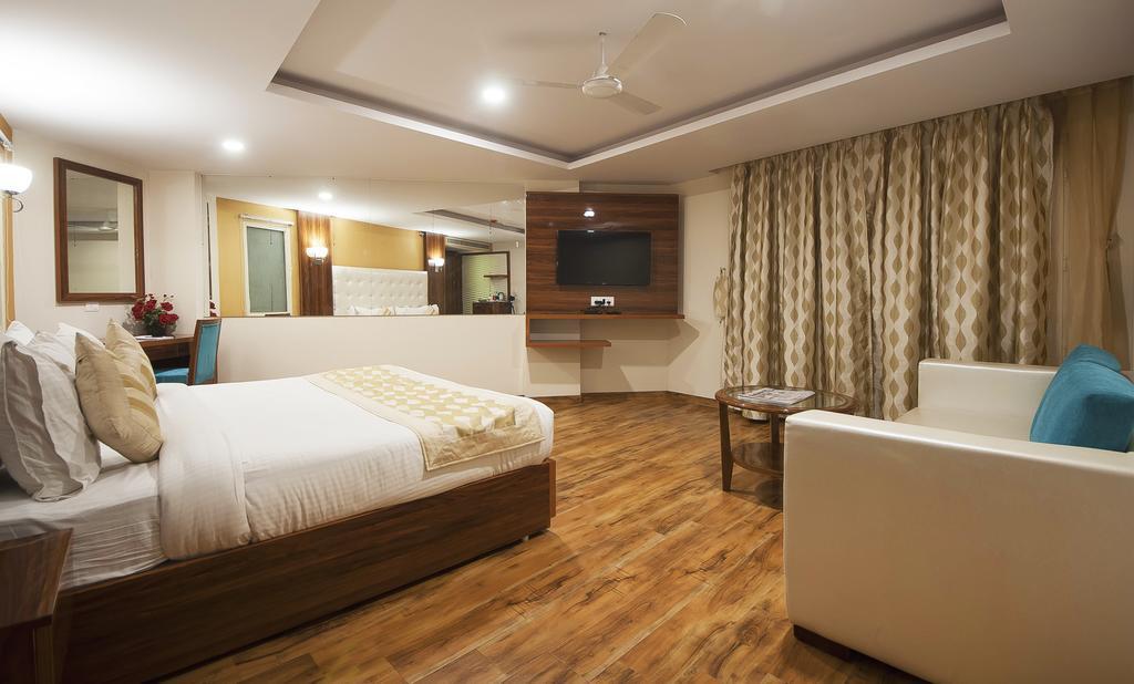 Airport Ramhan Palace Mahipalpur Hotel