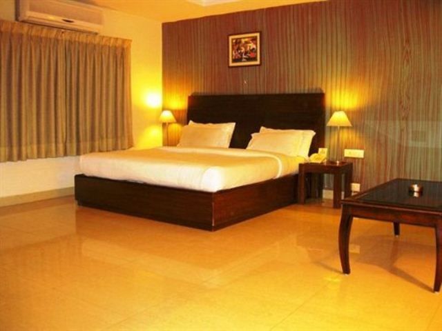 Hotel The Class, Delhi Airport