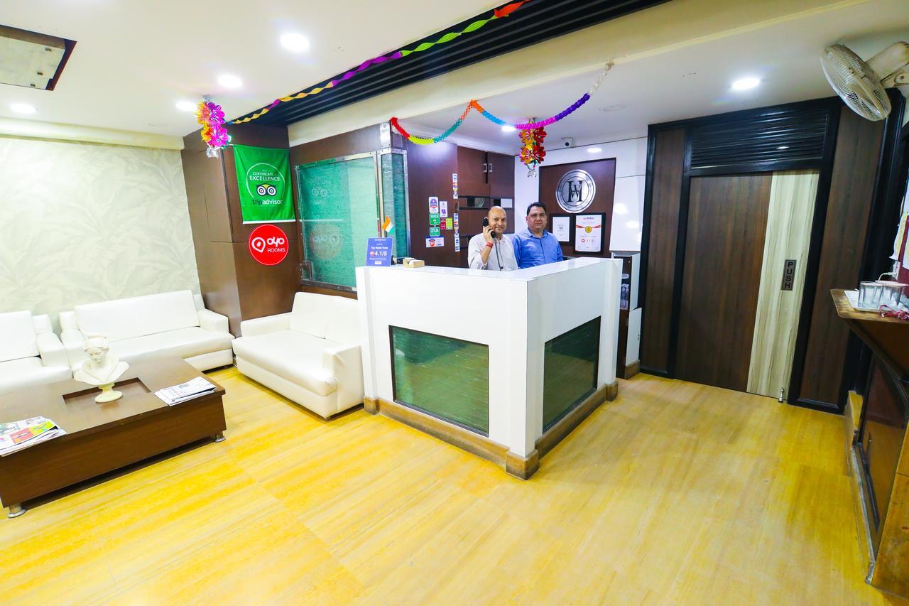 Hotel Capital O 2382 White House Continental 3*