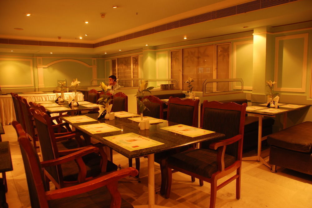 Shanti Palace Mahipalpur 4*