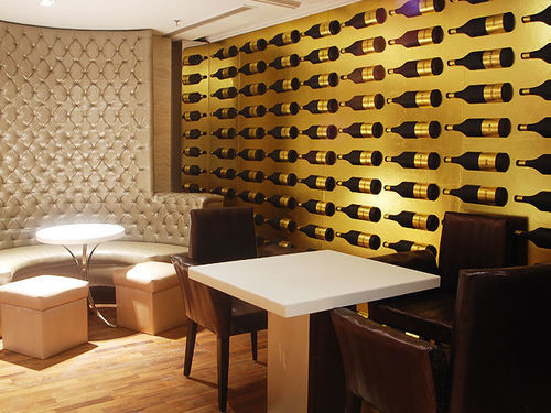 Pluto's Hotel 3*