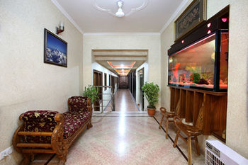 Indira International 2* New Delhi