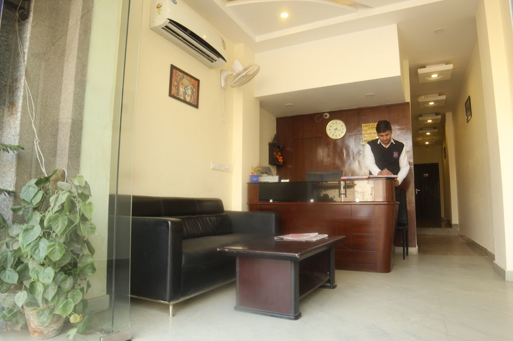 Hotel Clayton Near Igi Airport Delhi