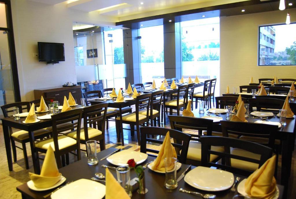 La Wisteria Hotel 3*