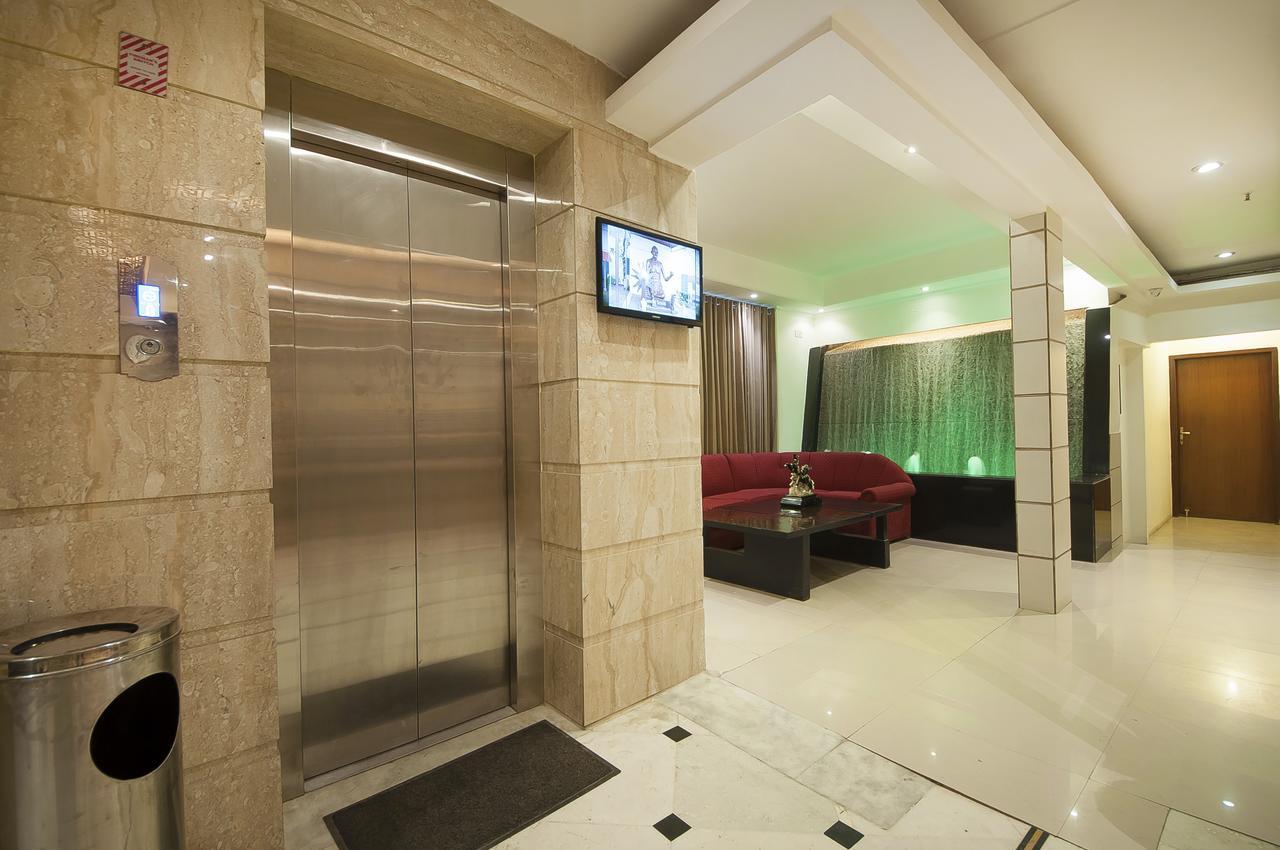 Airport Hotel De Aura Delhi Airport Hotel New Delhi