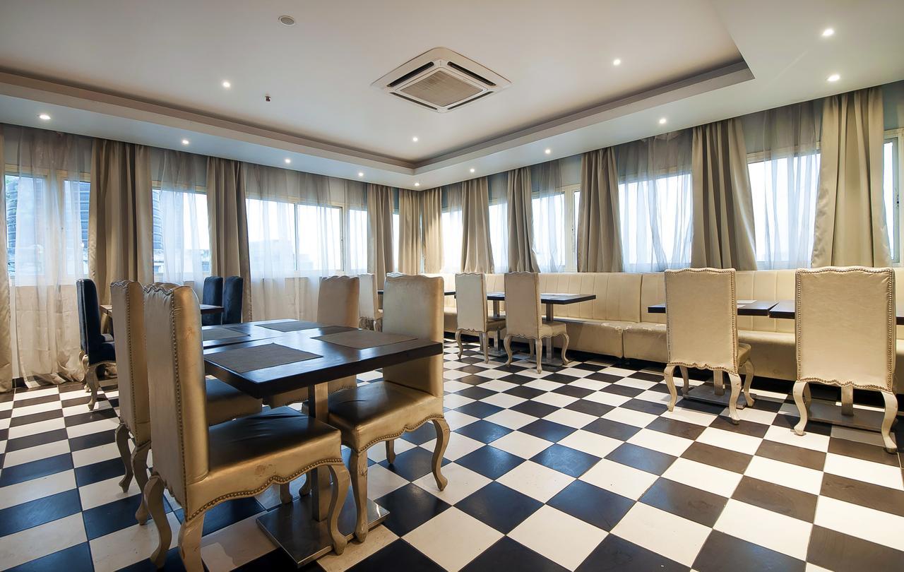 Airport Hotel De Aura Delhi Airport Hotel