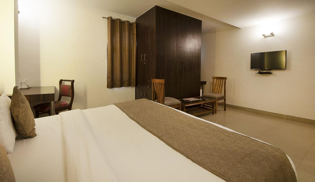 Hotel Airport Hotel De Aura Delhi Airport New Delhi