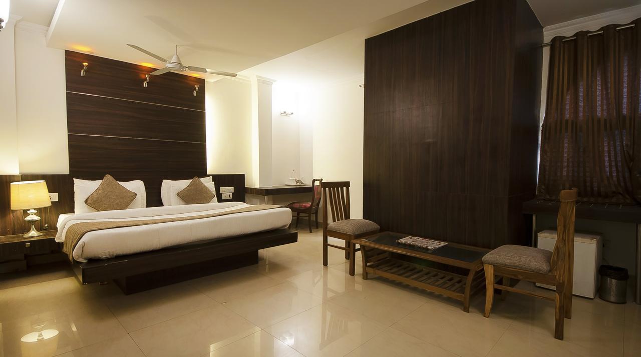 Airport Hotel De Aura Delhi Airport