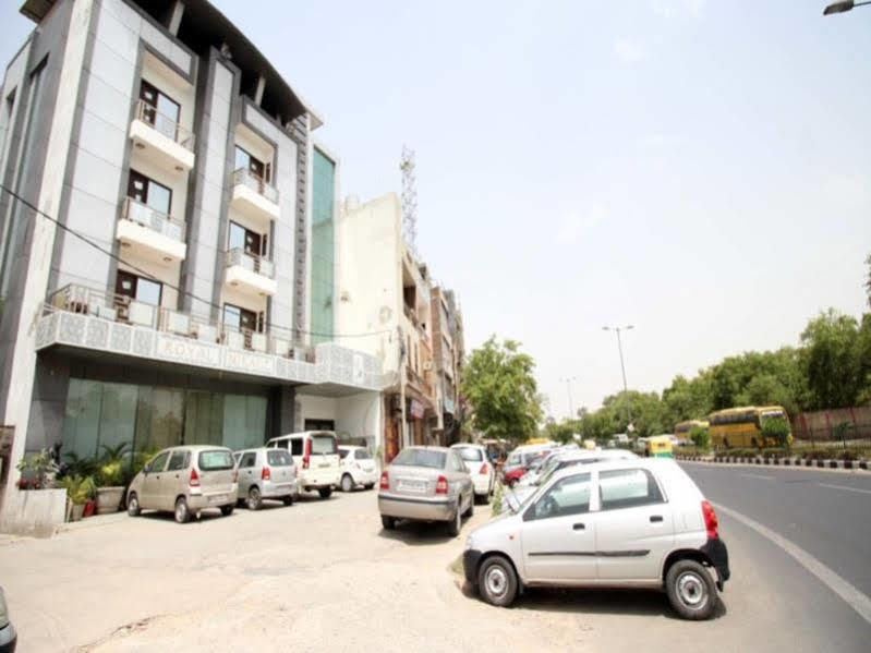 Fabhotel Royal Mirage I 3*
