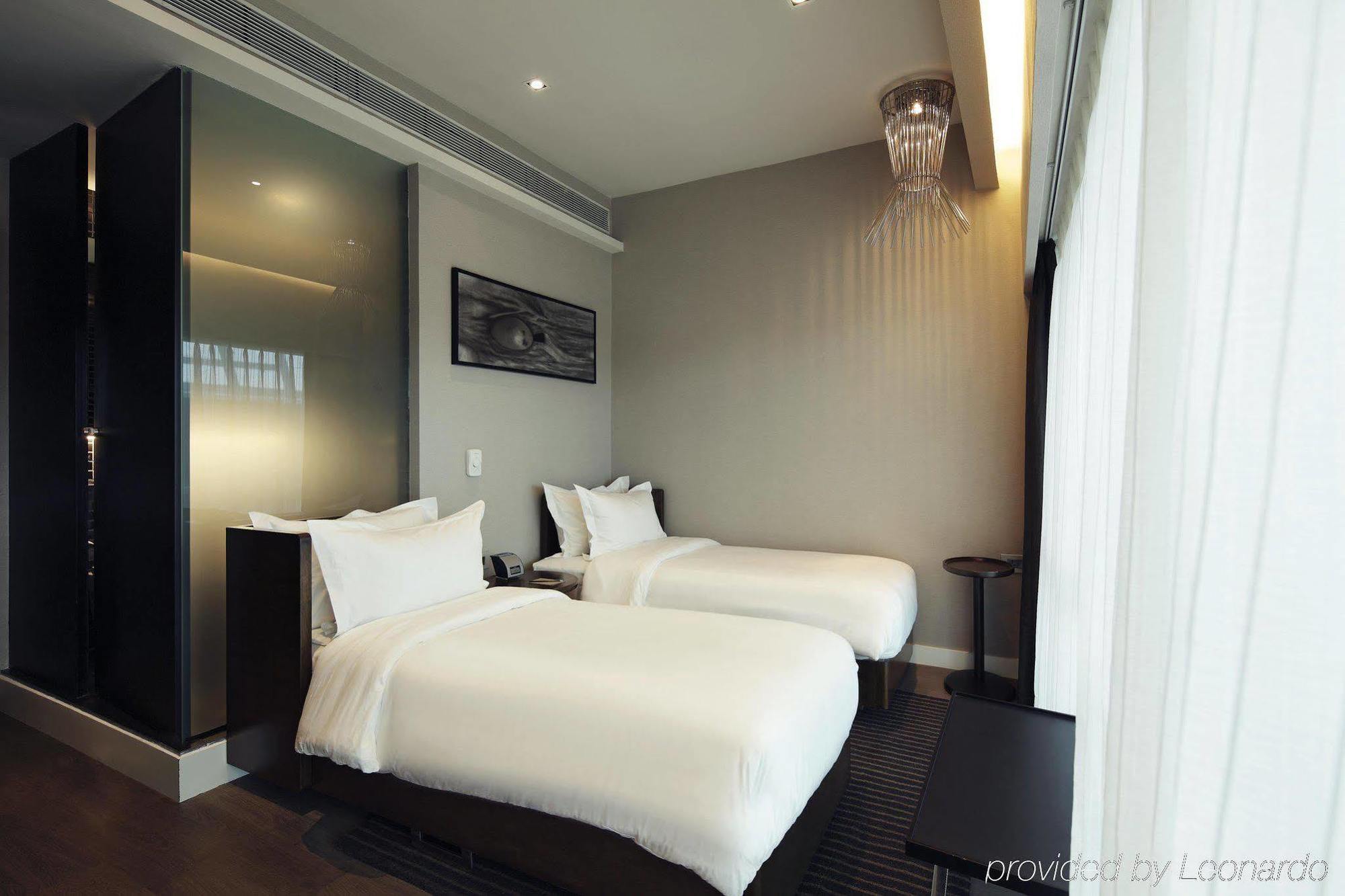 Express International Airport T3 By Ihg Hotel 4*