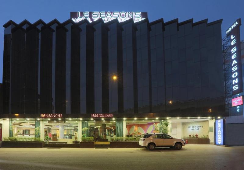 Airport Le Seasons 4* Nova Deli