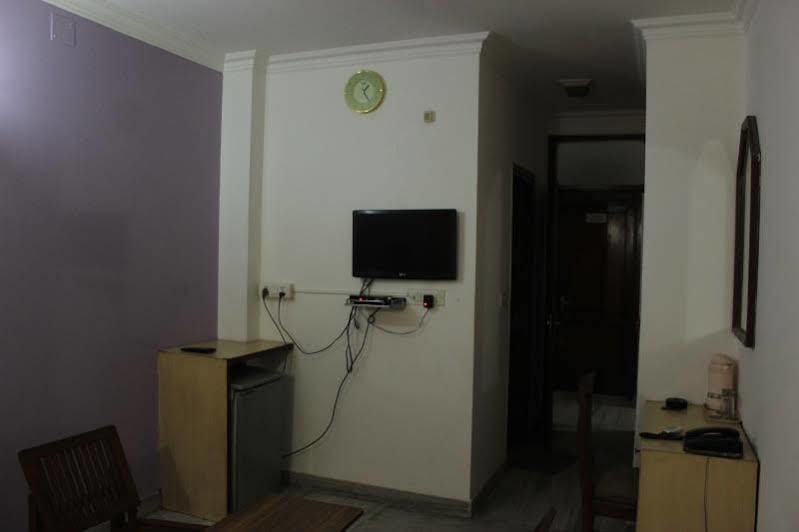 Lodge Batra - Couple Friendly *