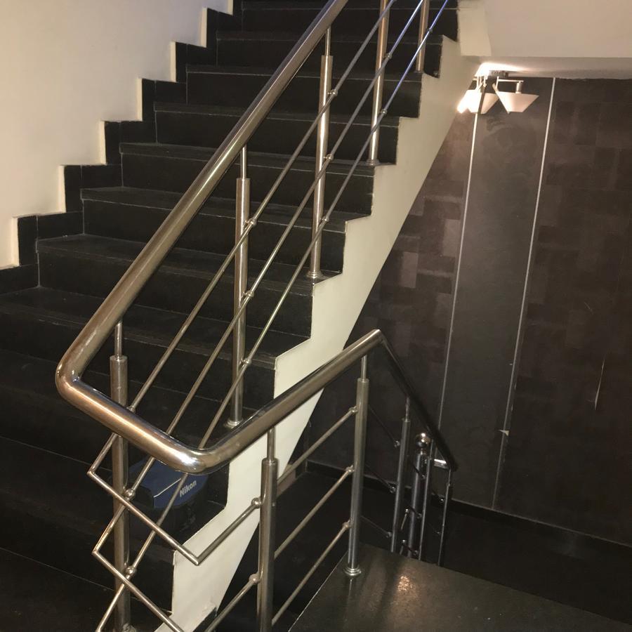 Hotel Cosmo - Karol Bagh